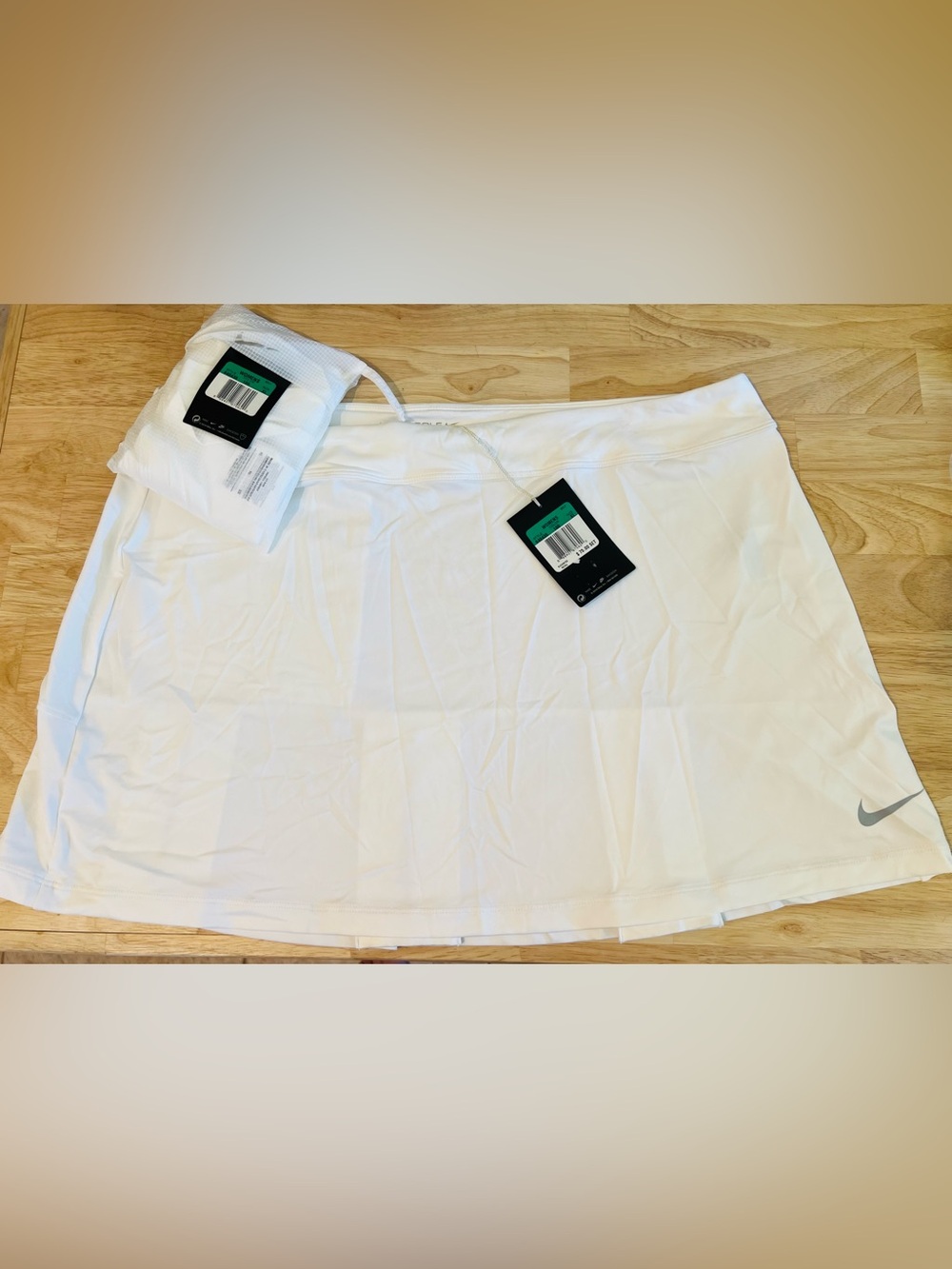 Nike Performance Dri-fit Women's White Golf/Tennis Skirt & Short Set Size XL NWT